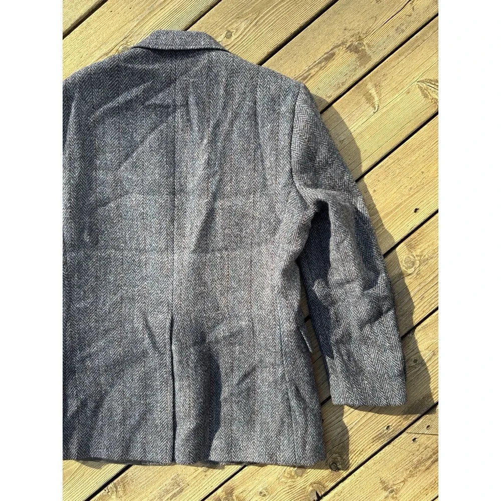 Vintage Harris Tweed Herringbone Blazer 44R USA Made Wool Sport Coat